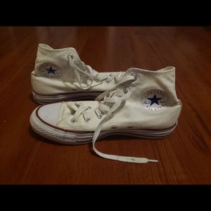 Womens Converse High Tops! 7.5